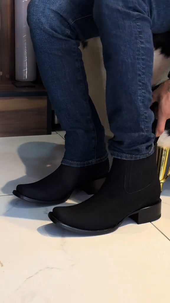 Chelsea pure black cowboy boots