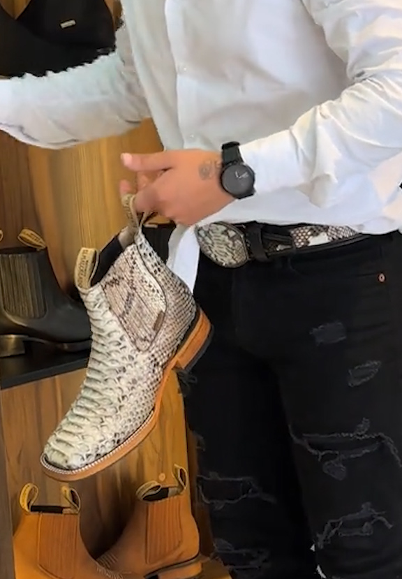 2025 New White Python Fashion Cowboy Boots