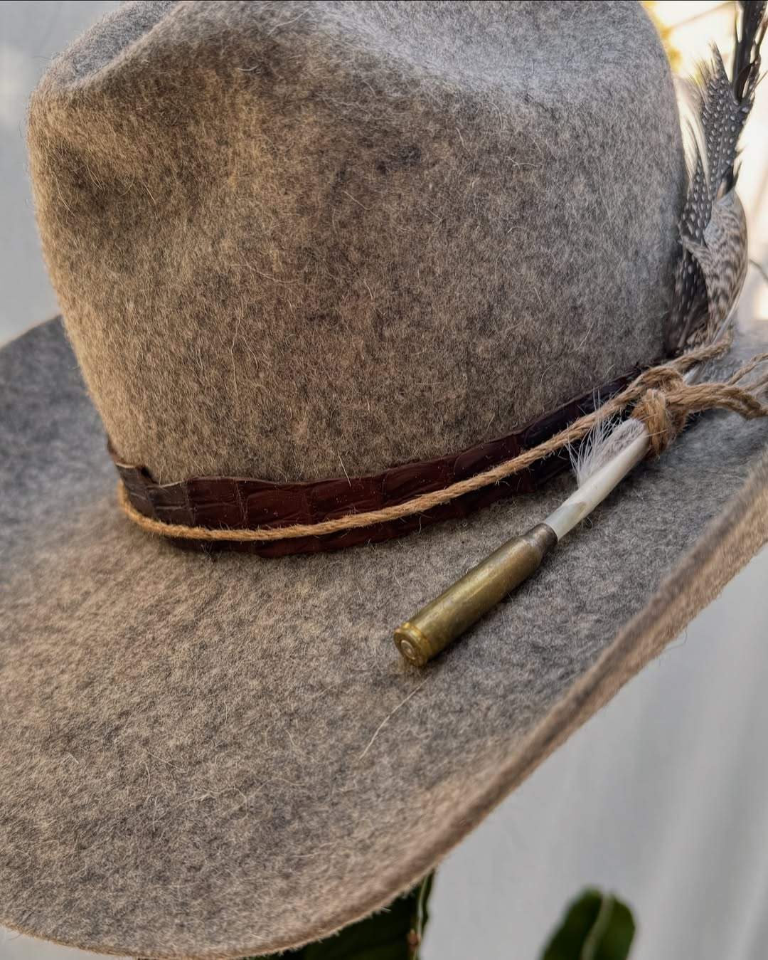 Western wool felt cowboy feather hat