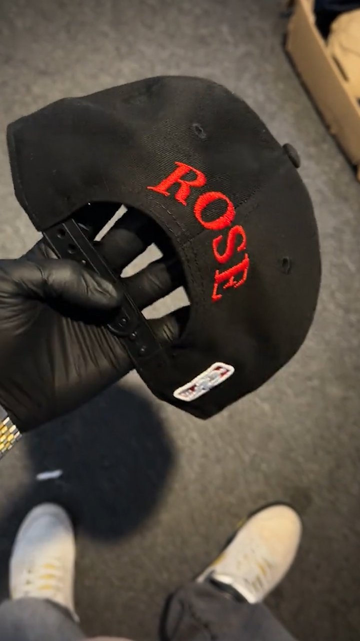 Red bullfight rose embroidered peaked cap