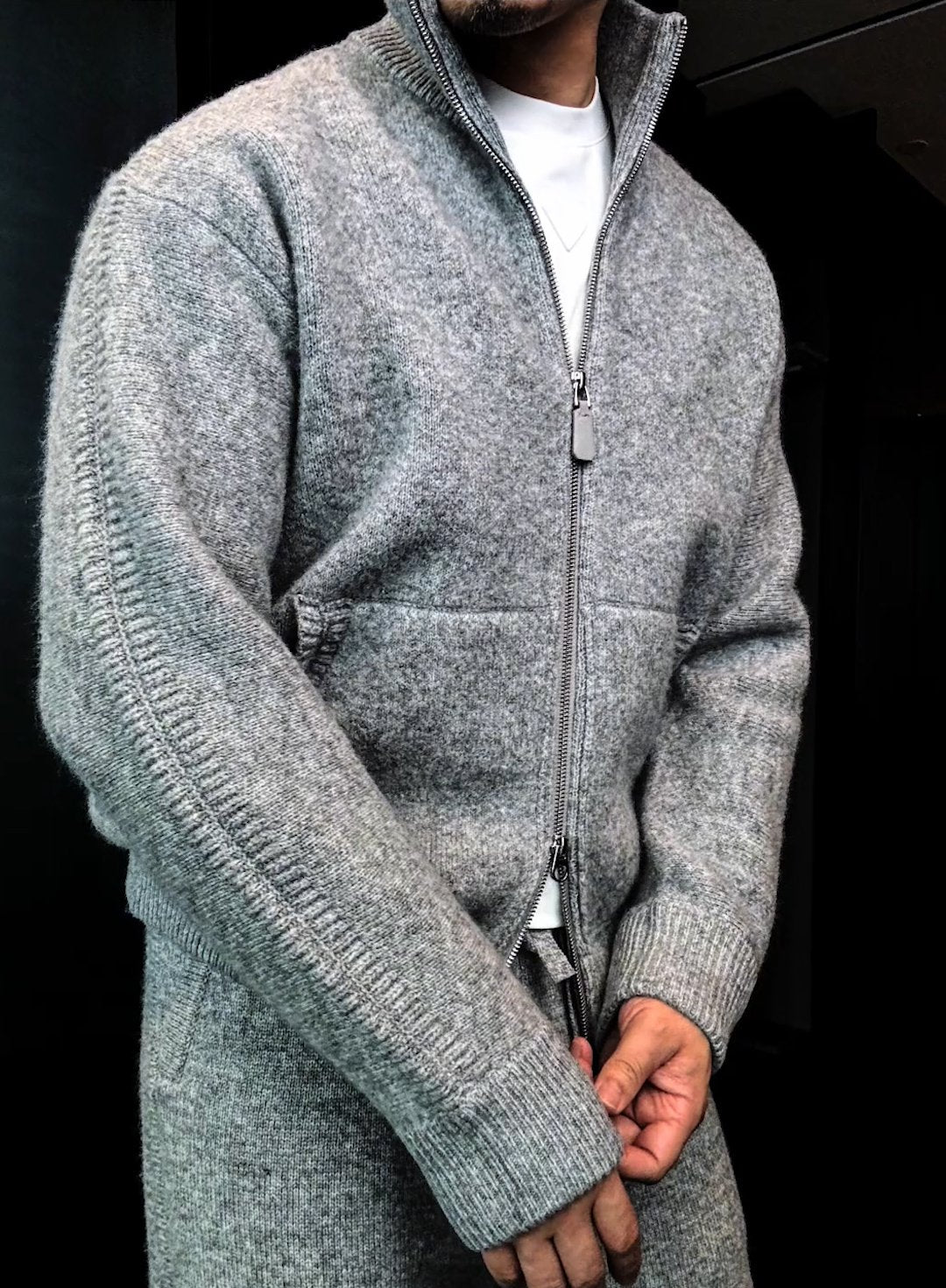 Men's zip-up casual knitted sweatshirt